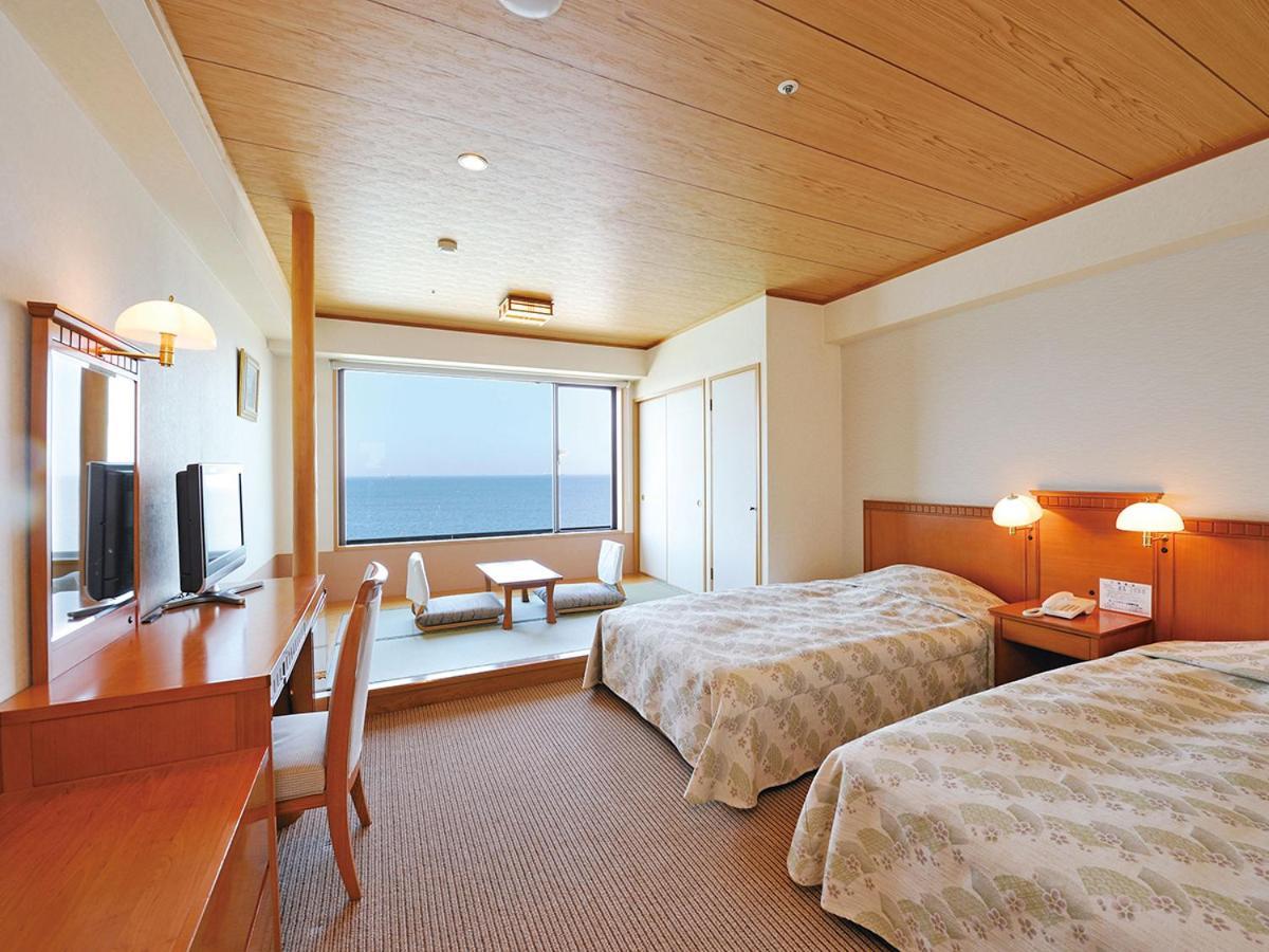 Ryugujo Spa Hotel Mikazuki Ryugutei Kisarazu Buitenkant foto